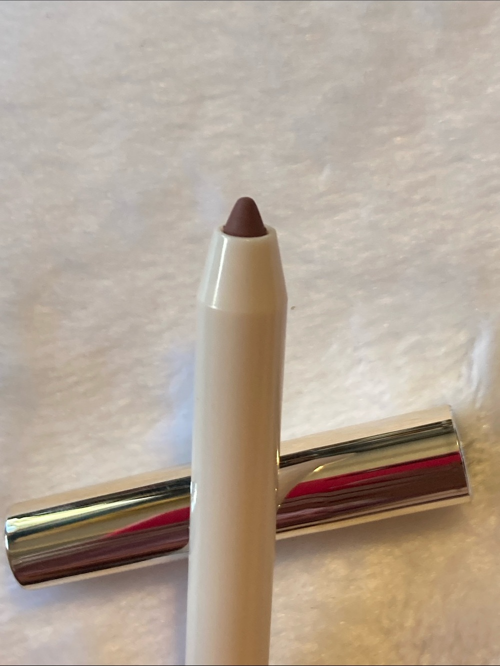 RARE BEAUTY “Wise” Lip Liner